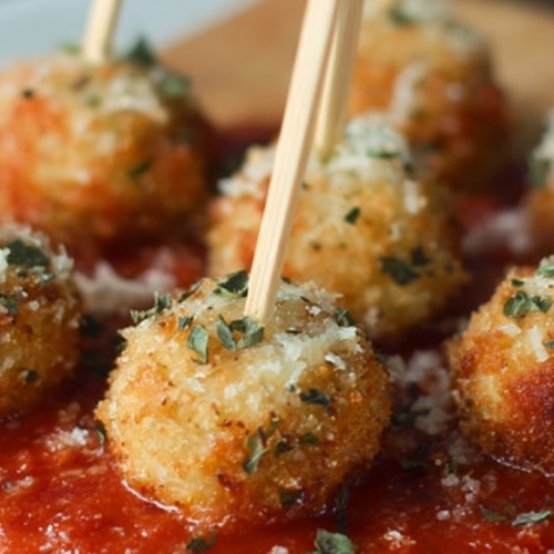 Baked Mozzarella Cracker Bites